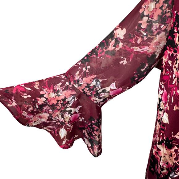 Dressbarn Large Babydoll Top Floral Stretch Long Bell Sleeves Keyhole Round Neck - Picture 4 of 10